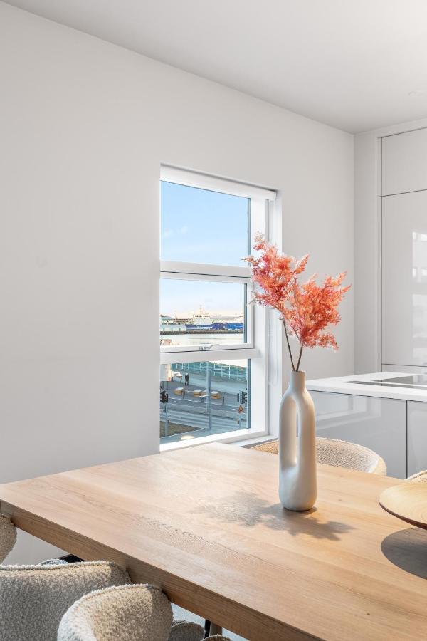 Harbour Lux 3Br & 2Ba In The Heart Of The City With Free Parking Reykjavík Exterior foto